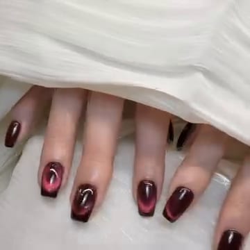 视频展示超白牛奶色单色美甲,artist标注真实无修图色差